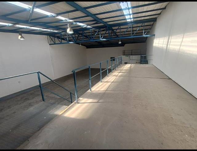 INDUSTRIAL PROPERTY TO RENT IN STRYDOM PARK